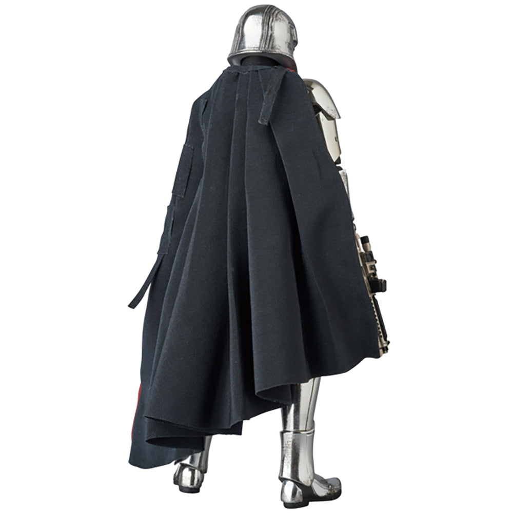 MAFEX Captain Phasma