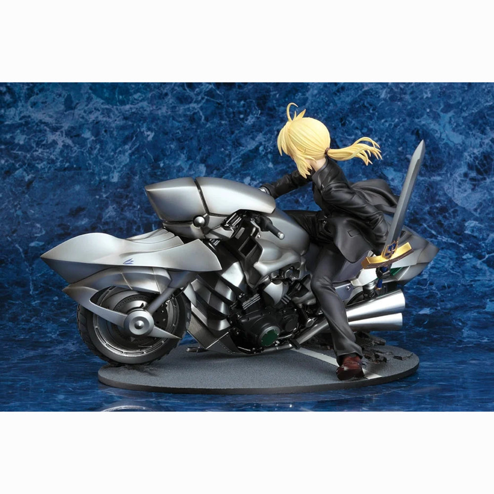 Saber & Saber Motored Cuirassier (1/8比例模型)