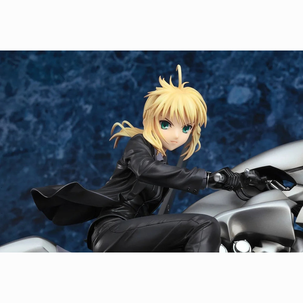 Saber & Saber Motored Cuirassier (1/8比例模型)