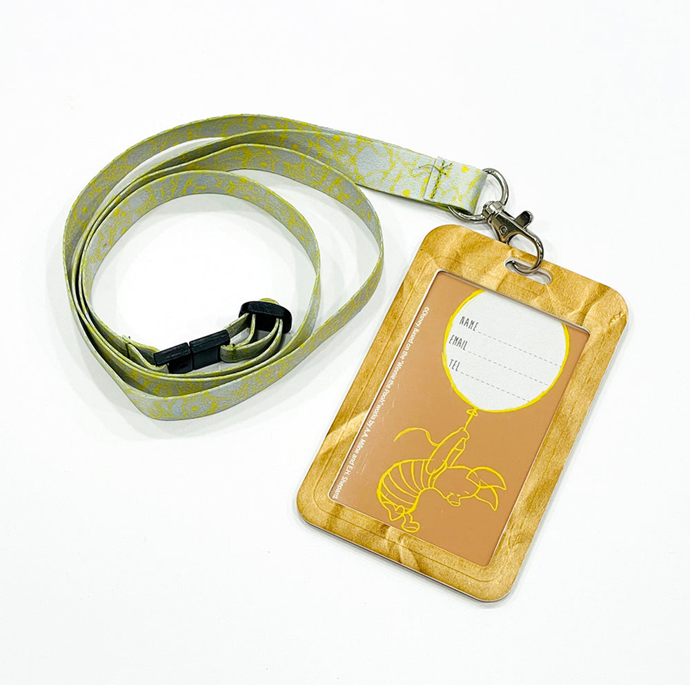 【現貨】Winnie the Pooh 掛頸硬卡套 (買一送一推廣優惠⭐)