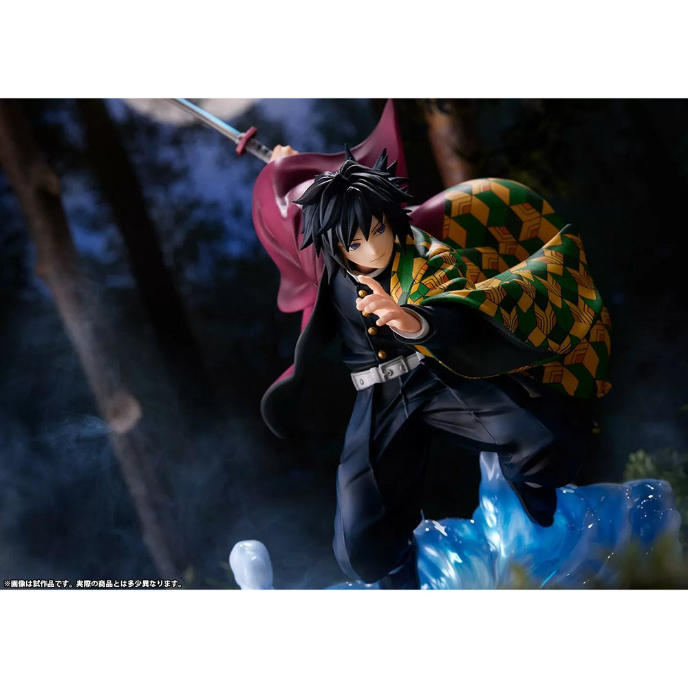 富岡義勇 (1/8比例模型)