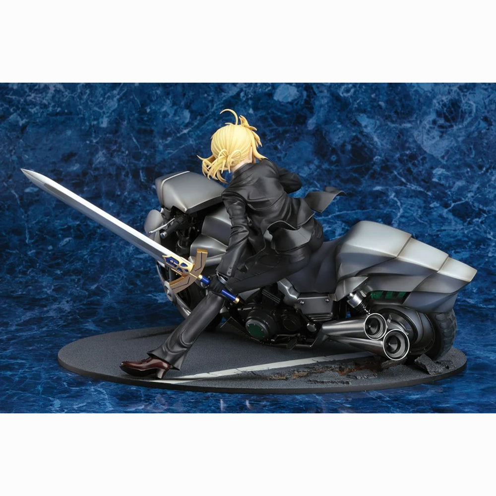 Saber & Saber Motored Cuirassier (1/8比例模型)